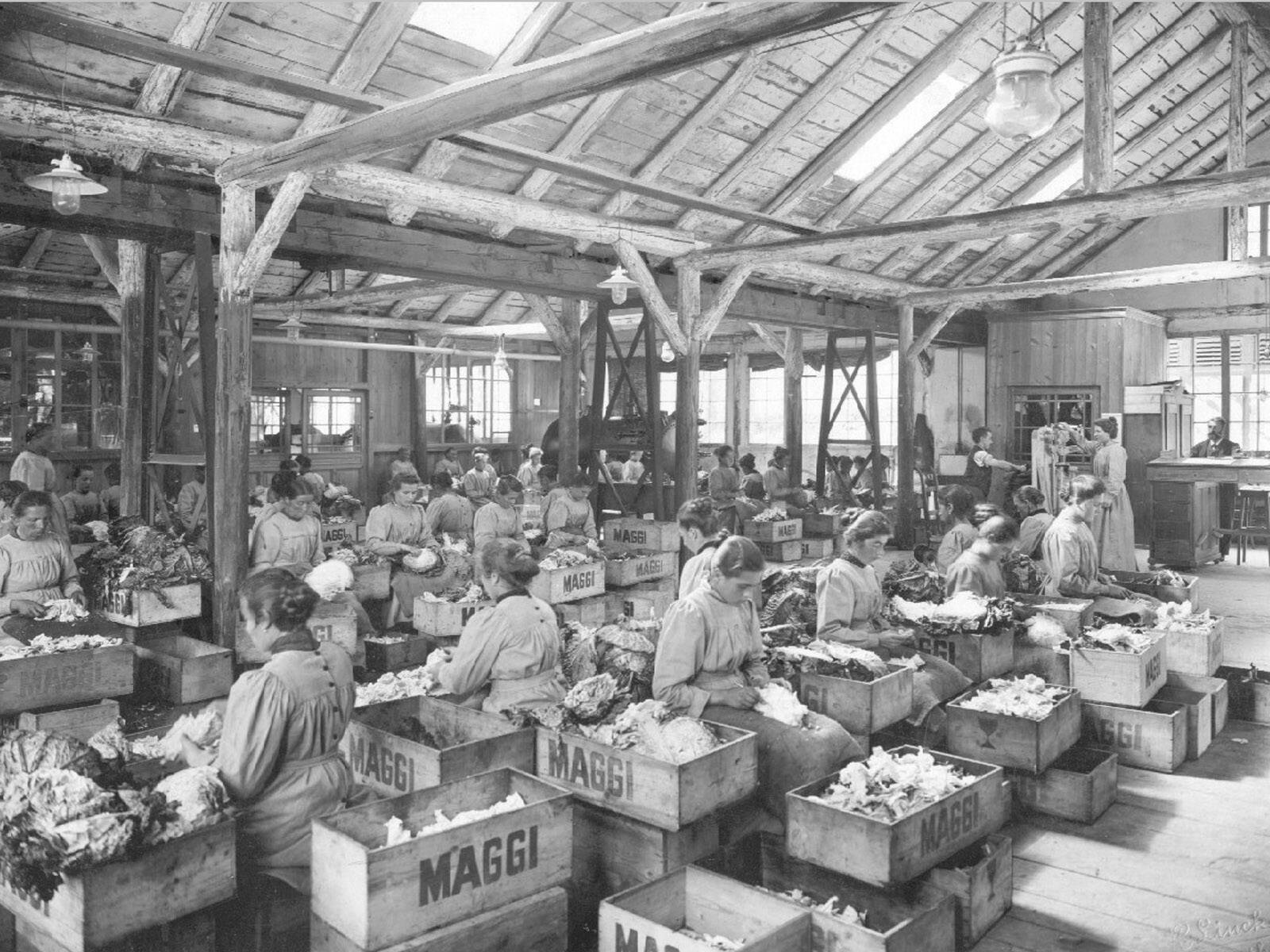 Zoom: Arbeit in Maggi-Fabrik, Fotografie 1920.