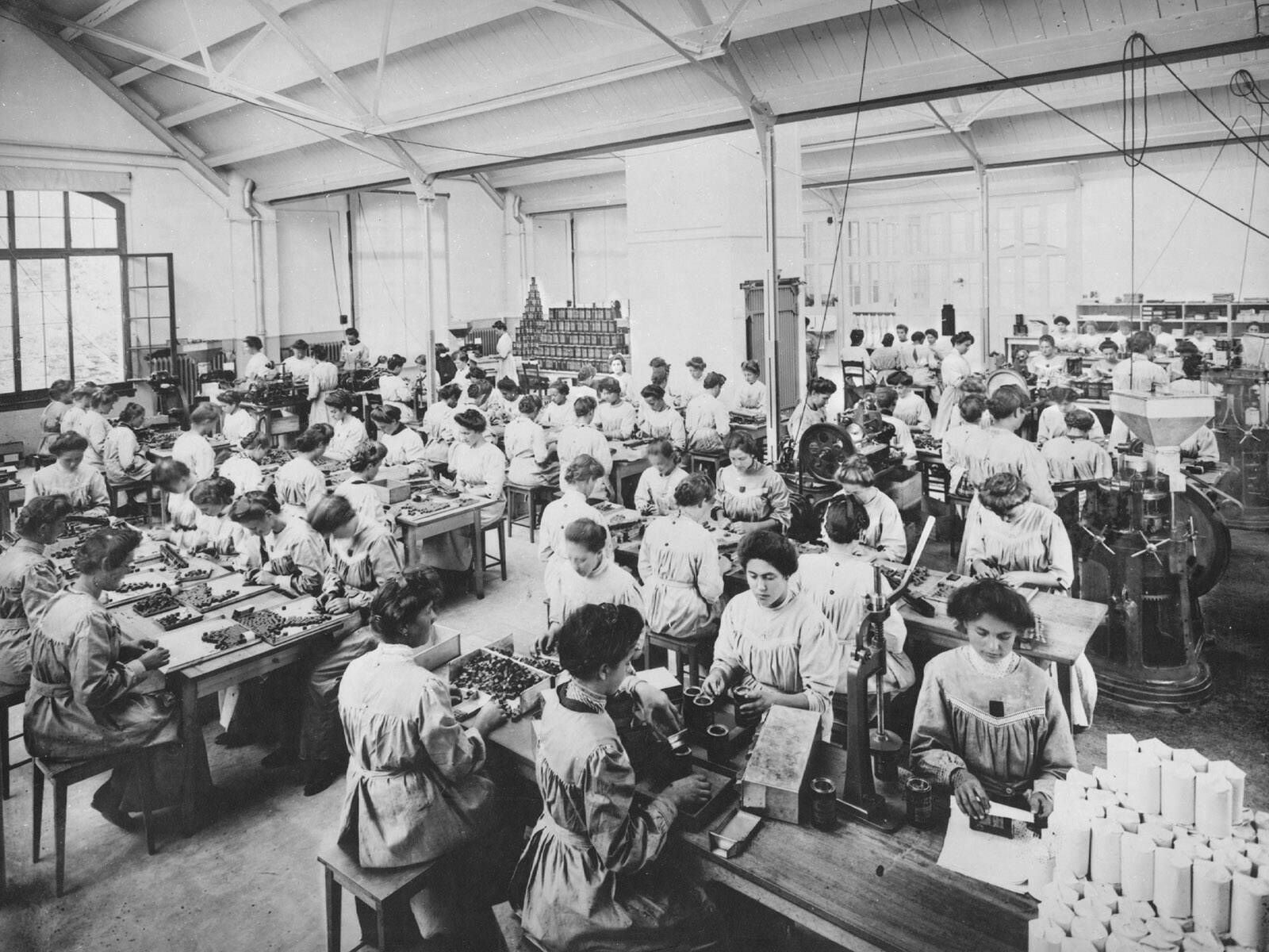 Zoom: Produktion in ehemaliger Maggi-Fabrik in Kemptthal, Fotografie von 1915.