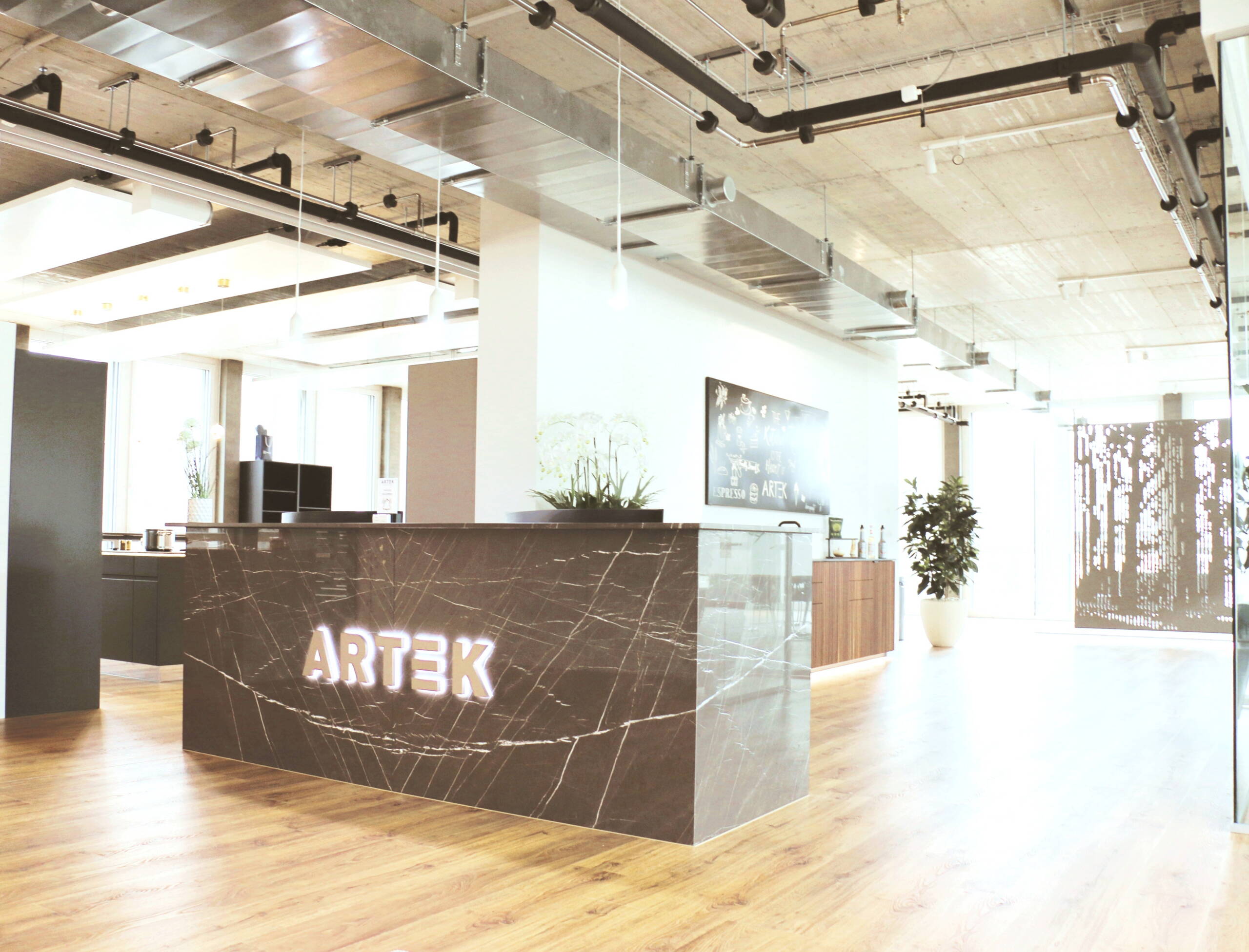 THE VALLEY_Motorworld